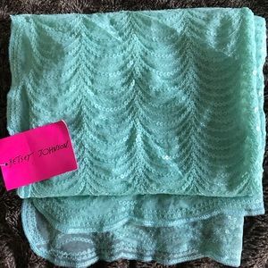 NWT Betsey Johnson Wrap